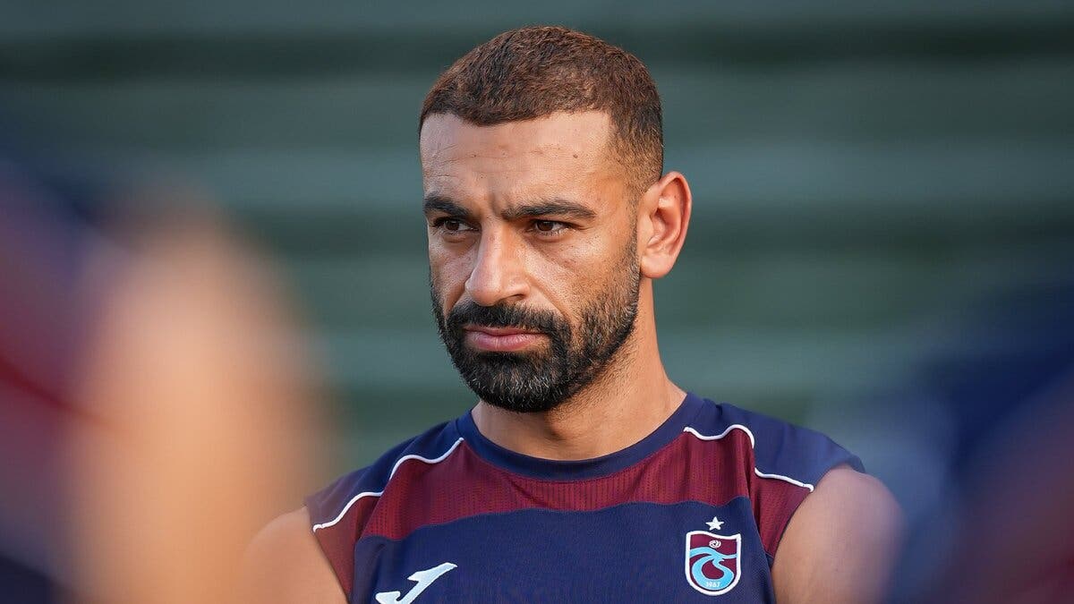 محمد صلاح على مقاعد البدلاء في أول مباراة رسمية مع طرابزون