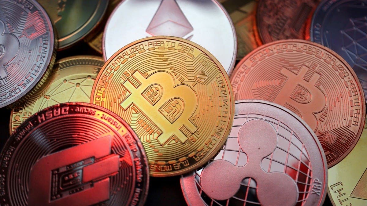 موجة صعود تضرب سوق الكريبتو.. والبيتكوين تلامس 70 ألف دولار