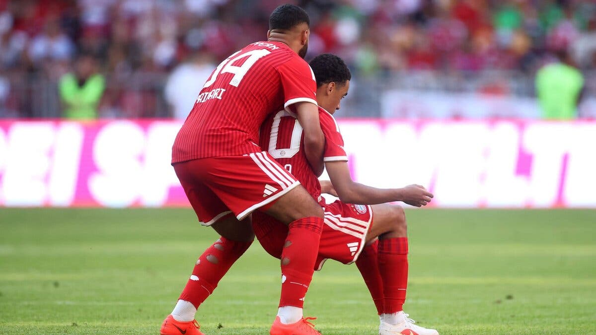 موسيالا يتجاوز أزمته الصحية ويعود إلى بايرن