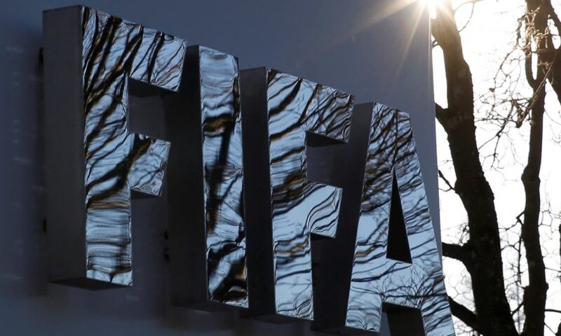 هل تقاطع أوروبا كأس العالم؟.. صراع الـ 20 مليار دولار يشعل مواجهة بين “الفيفا” و”يويفا”