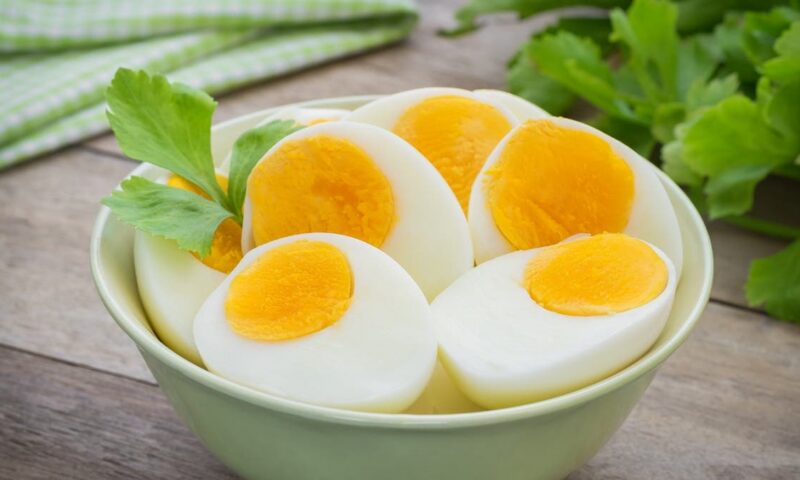 تفشي السالمونيلا.. حقائق عن سلامة البيض في ثلاجتك