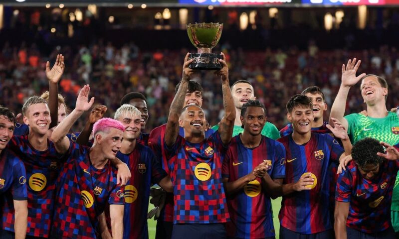 برشلونة يهزم الأهلي المصري ويتوج بكأس غامبر