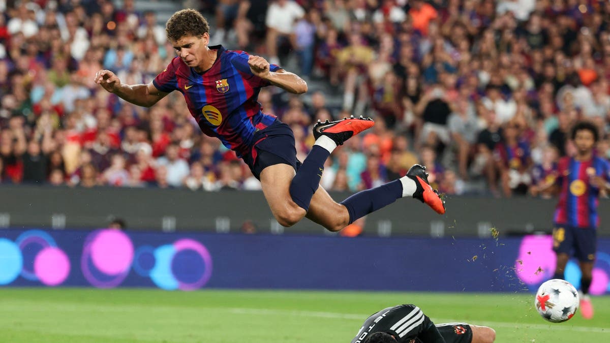 مصر تترقب الظهور التاريخي للاعب الـ”9 مليارات” مع برشلونة