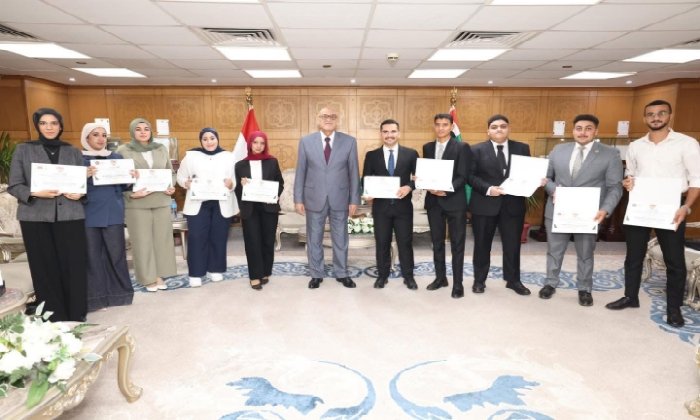 برنامج تدريبي متطور لأوائل حقوق حلوان الأهلية وجامعة العاصمة بمقر هيئة قضايا الدولة