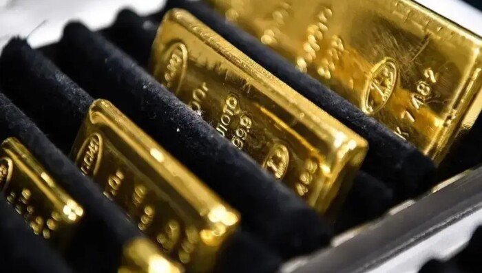 أونصة الذهب تقفز بنسبة 4.24% بعد تراجع التوترات
