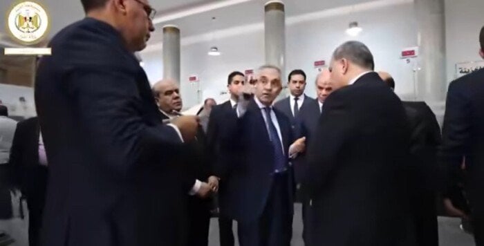 وزير العدل يجري زيارة مفاجئة لمحكمة شمال القاهرة لمتابعة انتظام العمل وتعزيز إجراءات التأمين
