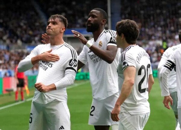 ريال مدريد يعلن قائمته لمواجهة سوسيداد.. استمرار غياب تشواميني