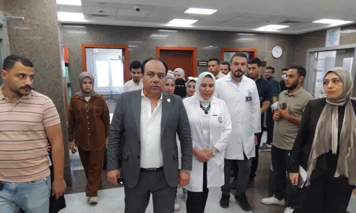 نائب مدير فرع الرعاية الصحية بالإسماعيلية يتفقد مستشفى القصاصين التخصصي لمتابعة جودة الخدمات الطبية