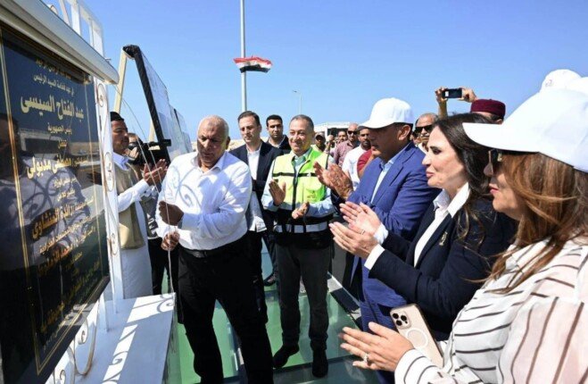 رئيس الوزراء يفتتح كوبري روميل بعد تطويره