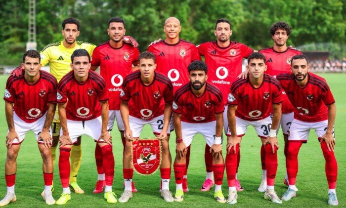 الأهلي يصل برشلونة استعدادًا لمواجهة البلوجرانا في كأس خوان جامبر