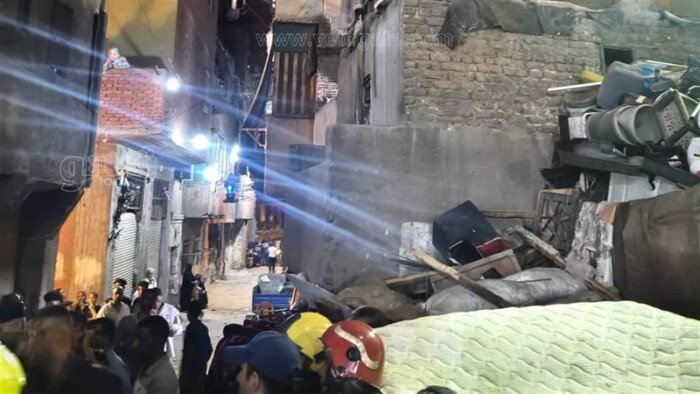 انهيار عقار مكون من 4 طوابق فى منطقة حدائق القبة