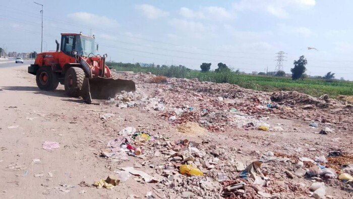 رفع 1035 طنًا من المخلفات والتراكمات بالغربية خلال يوم واحد.. والمحافظ يوجه باستمرار الحملات اليومية
