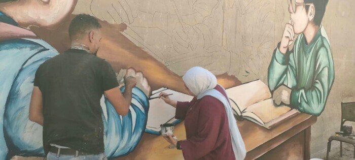 بالرسم وزراعة الأشجار.. حملة لتجميل جدران الطريق الدائري بميت حلفا في القليوبية