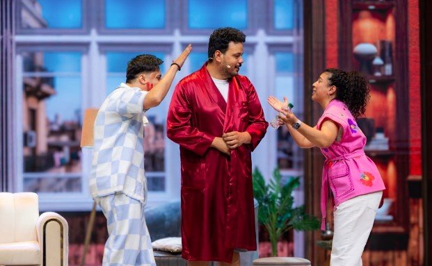 بعد الإقبال الجماهيري.. مد عروض أولى بطولات مصطفى غريب المسرحية «ليلة عسل»