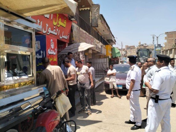 318 محضرًا في حملة مكبرة لرفع الإشغالات ومخالفات البناء بشوارع الفشن