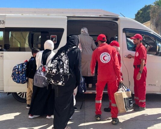 الدفعة الـ 79 من الجرحى الفلسطينيين تصل مصر لتلقي العلاج عبر معبر رفح