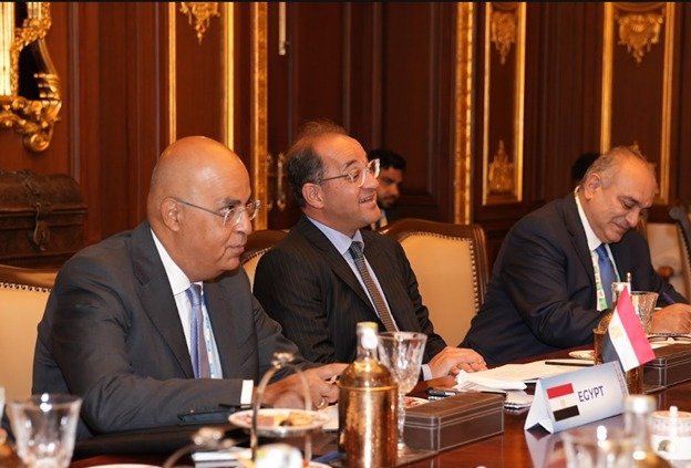 على هامش «البريكس».. مصر والهند تبحثان تعزيز التعاون الاقتصادي والاستثماري