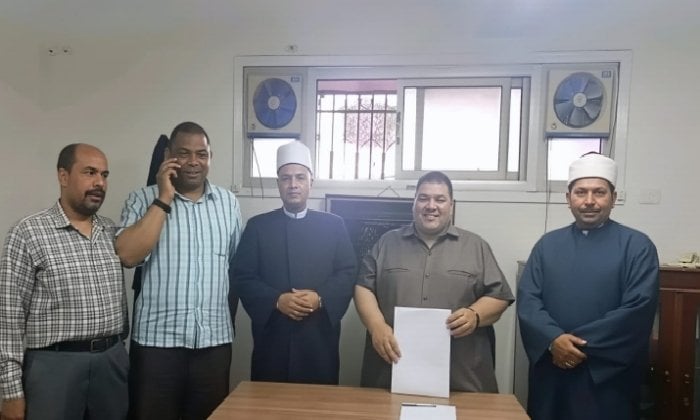 فوز ثلاثة من طلاب المركز الثقافي بالزقازيق بمراكز متقدمة في المسابقة البحثية للأوقاف