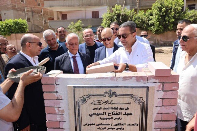 محافظ المنوفية يضع حجر أساس مبني الطوارئ الجديد بمستشفى بركة السبع المركزي