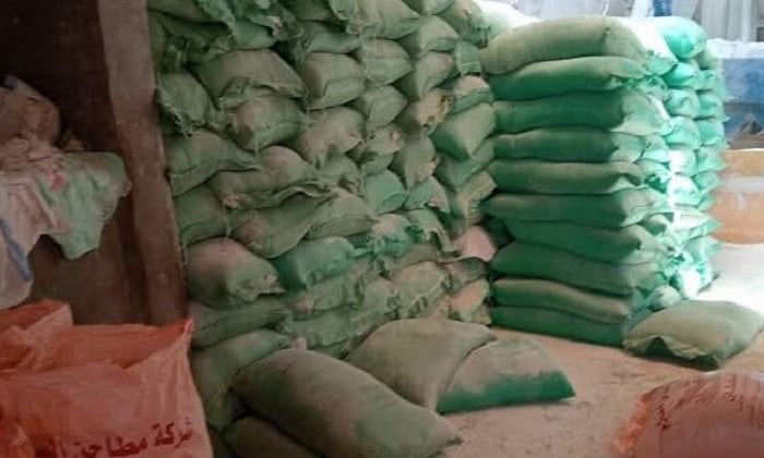 خلال حملات على الأسواق.. مباحث التموين تضبط 6 أطنان دقيق مدعم آخر 24 ساعة