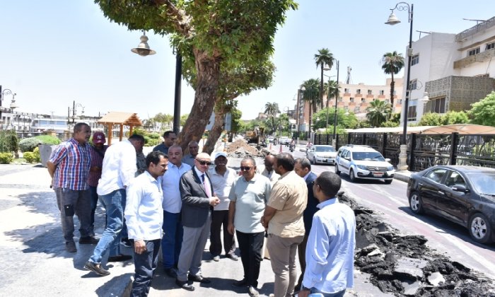 محافظ الأقصر يتفقد عدد من المشروعات الخدمية بالعاصمة