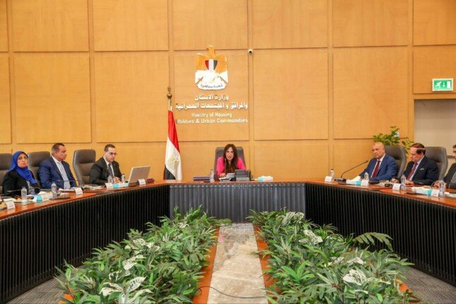 «الإسكان» تستعرض موقف طلبات تقنين الأراضي المضافة بـ 6 مدن جديدة (تفاصيل)