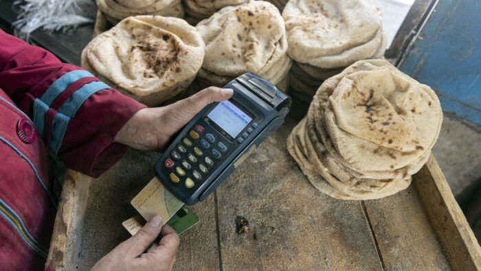 التموين تحدد تكلفة رغيف الخبز المدعم.. التطبيق يبدأ غدًا