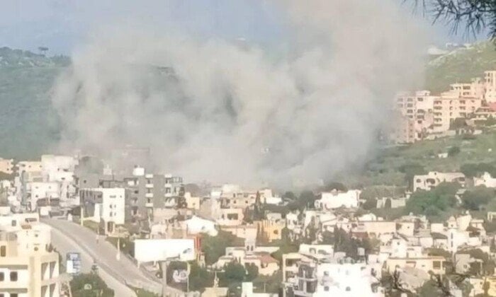 شهداء ومصابون إثر غارة إسرائيلية استهدفت بلدة دير الزهراني جنوبي لبنان