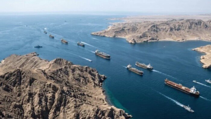 واشنطن تتعهد برفع الحصار عن الموانئ الإيرانية فور الإعلان عن اتفاق حول هرمز