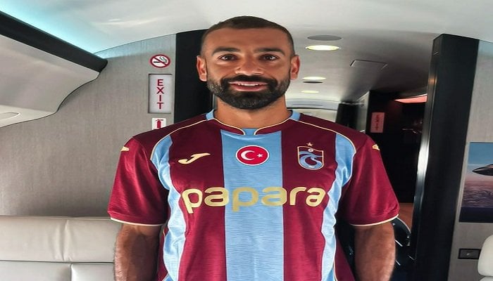 محمد صلاح يوجه رسالة خاصةلجماهير طرابزون سبور قبل وصوله إلى تركيا