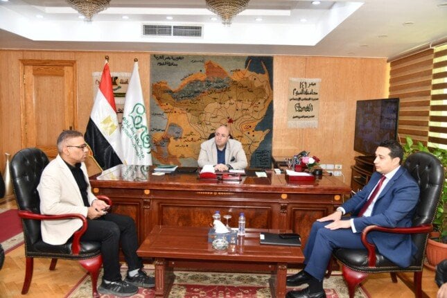 سماء الفيوم تضيء بالشُهب.. استعدادات مكثفة لفعالية رصد النيازك بوادي الريان