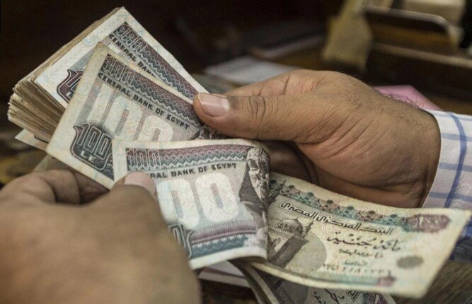 البنك المركزي يجتمع الخميس المقبل.. توقعات أسعار الفائدة من الكويت الوطني ومورجان ستانلي