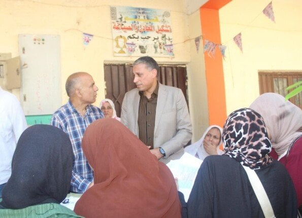 مدير تعليم الجيزة يتفقد مدارس «جنوب» ويوجه بسرعة إنهاء أعمال الصيانة