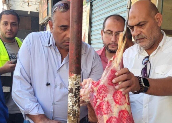 ضبط 770 كيلو لحوم مذبوحة خارج المجازر وغير صالحة للاستهلاك الآدمي في العبور
