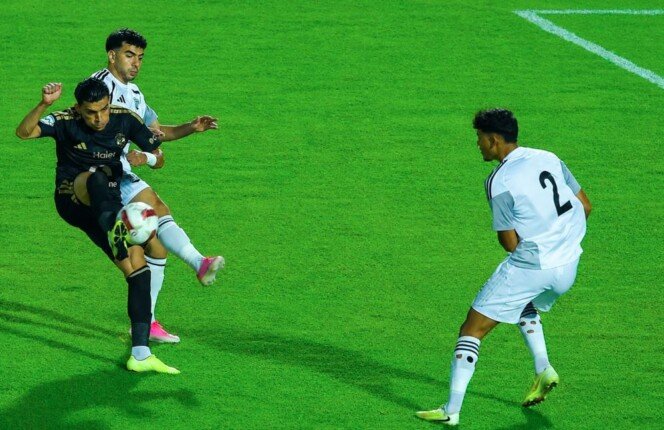 الأهلي يكتسح زد بثنائية ويتقاسم صدارة الدوري الممتاز مع بيراميدز | «فيديو»