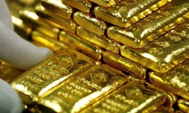 البنوك المركزية تحافظ على مشترياتها من الذهب في النصف الأول.. وتركيا أكبر البائعين