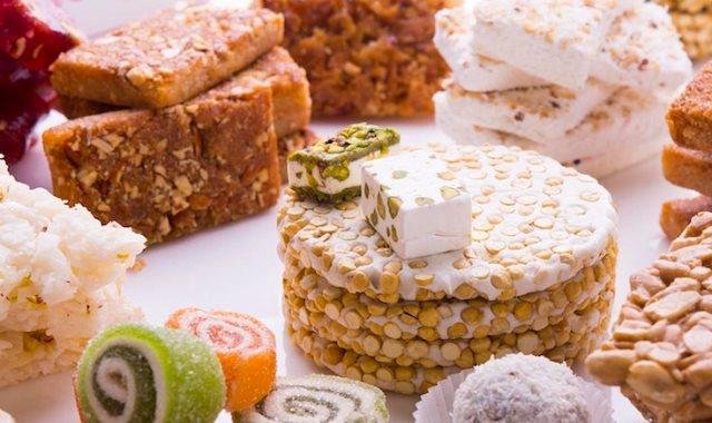 حلاوة المولد بكام؟.. أسعار العلب والأصناف المختلفة