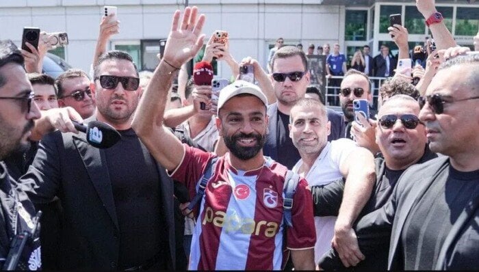 أول تعليق من محمد صلاح بعد انضمامه لـ طرابزون سبور: «لا أتذكر أنني رأيت شيئا كهذا من قبل»