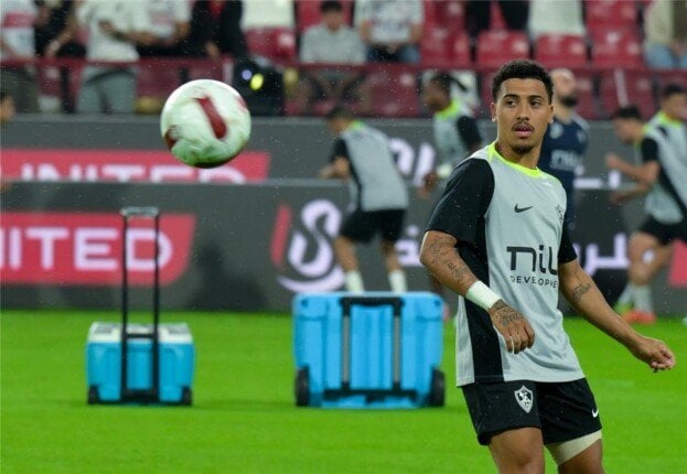 ملايين شباب الأهلي لم تكفِ.. لماذا رفض الزمالك التفريط في خوان بيزيرا؟
