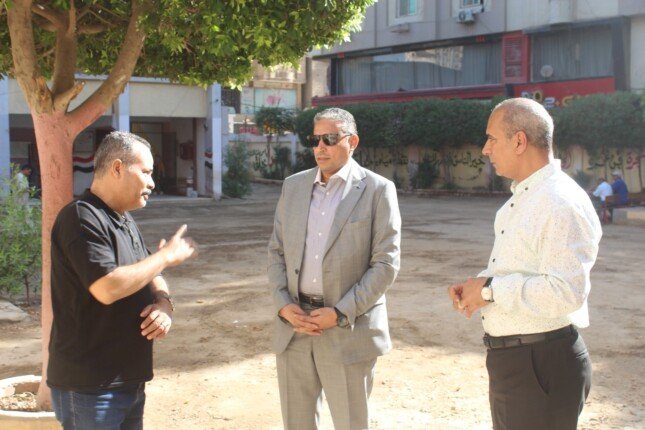 مدير تعليم الجيزة يتابع الجاهزية للعام الجديد.. وينهي تكليف مدير مدرسة بسبب التقصير