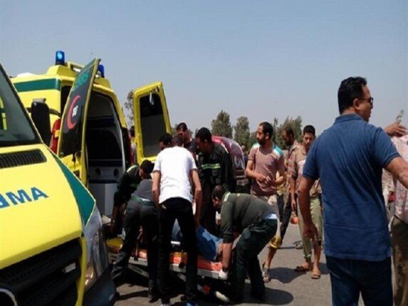 ارتفاع ضحايا انقلاب سيارة عمال على الصحراوي الشرقي إلى 7 وفيات و6 مصابين