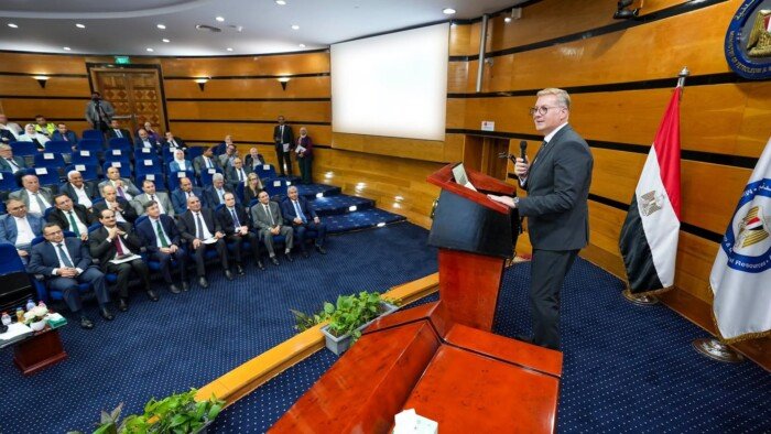 وزير البترول يعلن طرح مصر مزايدة عالمية كبرى للتنقيب في 14 منطقة