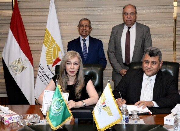 لتأهيل الكوادر البشرية.. بروتوكول تعاون بين «الطيران المدني» والأكاديمية العربية للعلوم والتكنولوجيا