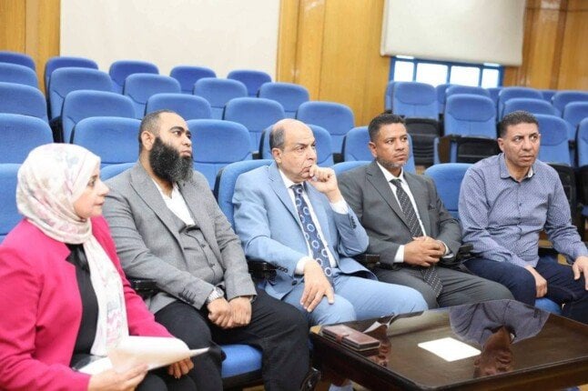 محافظ المنيا يوجه بزيادة كميات المخلفات الموردة لمصنع ملوي لتصل لـ 350 طنًا يوميًا
