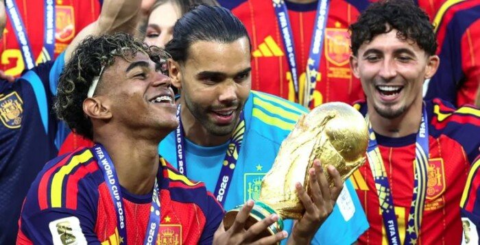 «لم أفكر يومًا في الهزيمة».. لامين يامال يكشف سبب تتويج أسبانيا بكأس العالم 2026 «فيديو»