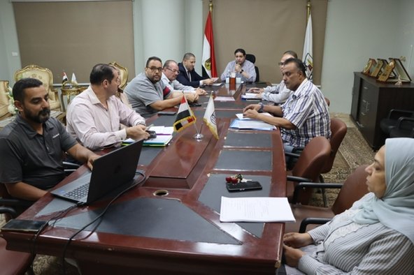 نائب محافظ بنى سويف يستعرض مستجدات تقنين أراضي أملاك الدولة