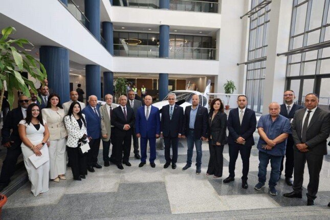 وزير النقل يتفقد فرع الأكاديمية العربية بالعلمين الجديدة ويشيد بإمكاناته التعليمية والتكنولوجية