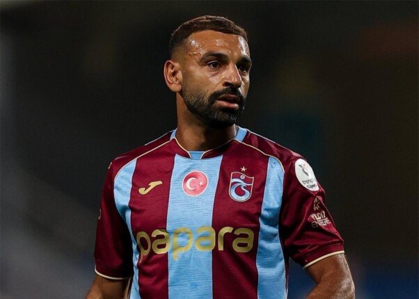 مدرب فرينفاروتشي يكشف مفاجأة بشأن مركز محمد صلاح أمام طرابزون سبور بالدوري الأوروبي