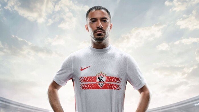 «بـ5 نجوم ذهبية».. الزمالك يعلن عن الزي الجديد للموسم المقبل «فيديو»