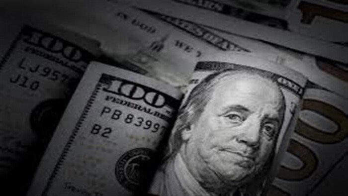 سعر الدولار مقابل الجنيه المصري في البنوك اليوم.. كم سجل الأخضر؟